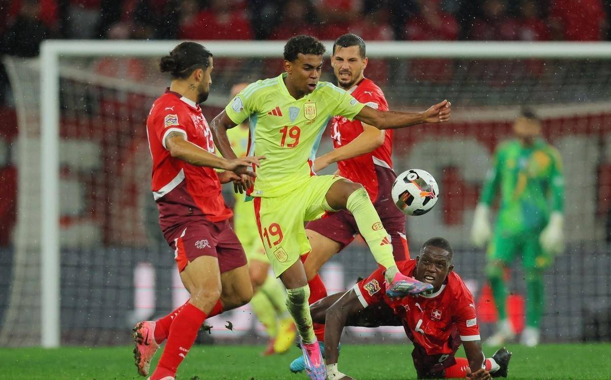 欧洲球队勇夺胜利,晋级比赛中又一次展示实力 欧洲球队勇夺胜利,晋级比赛中又一次展示实力