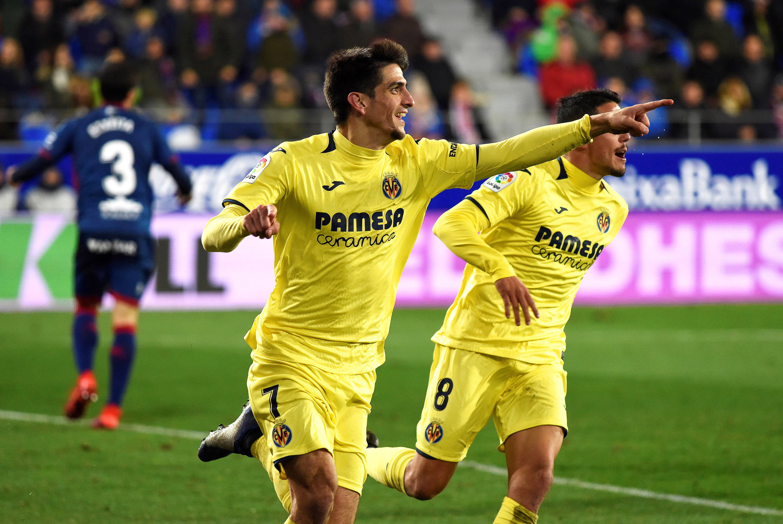 加雷斯连续出色,帮助球队击败对手 加雷斯连续出色,帮助球队击败对手