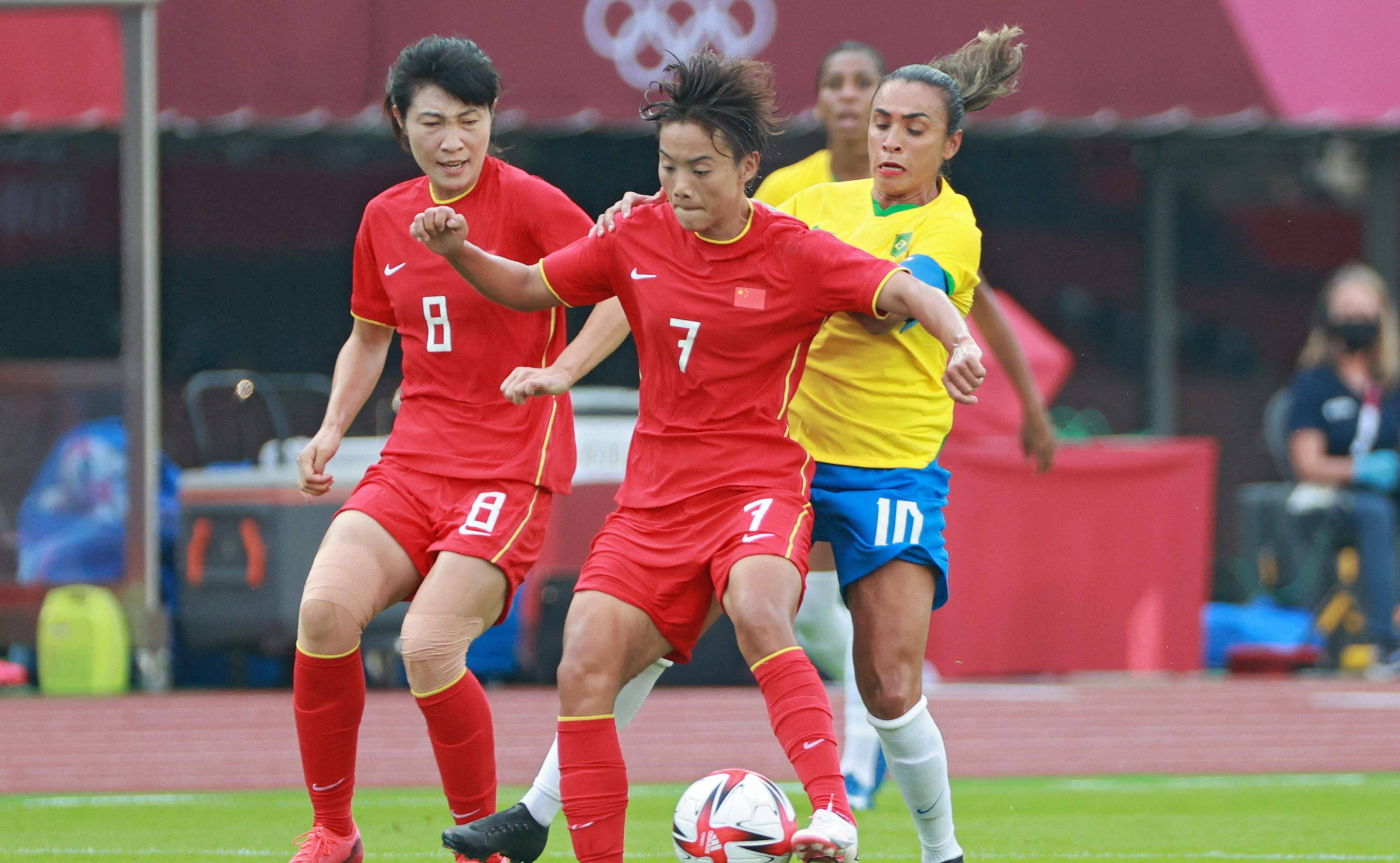 亚运会女足决赛:中国队羸强闯入四强 亚运会女足决赛:中国队羸强闯入四强