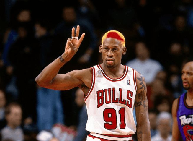 情不自禁:球场情感激荡如潮水一般 情不自禁:球场情感激荡如潮水一般