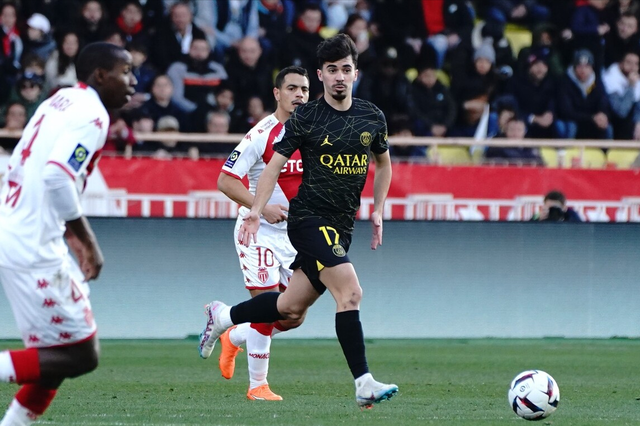 摩纳哥遭遇两连败,排名下滑 摩纳哥遭遇两连败,排名下滑