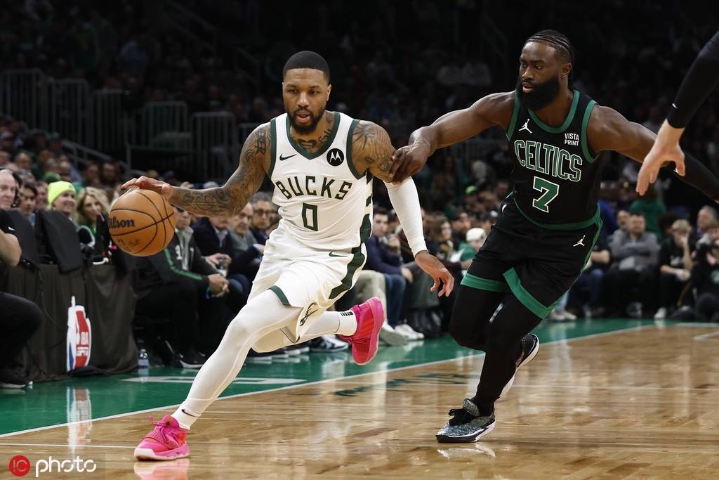 雄鹿击败凯尔特人,守住东部首位 雄鹿击败凯尔特人,守住东部首位