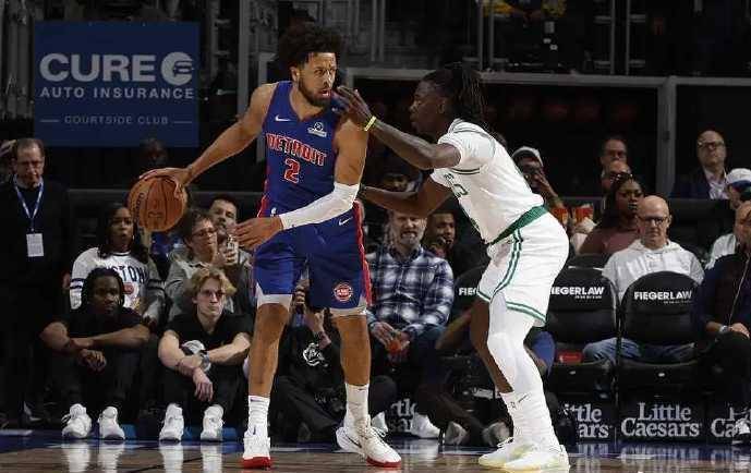 爵士客场大胜凯尔特人,球队取得重要胜利 爵士客场大胜凯尔特人,球队取得重要胜利