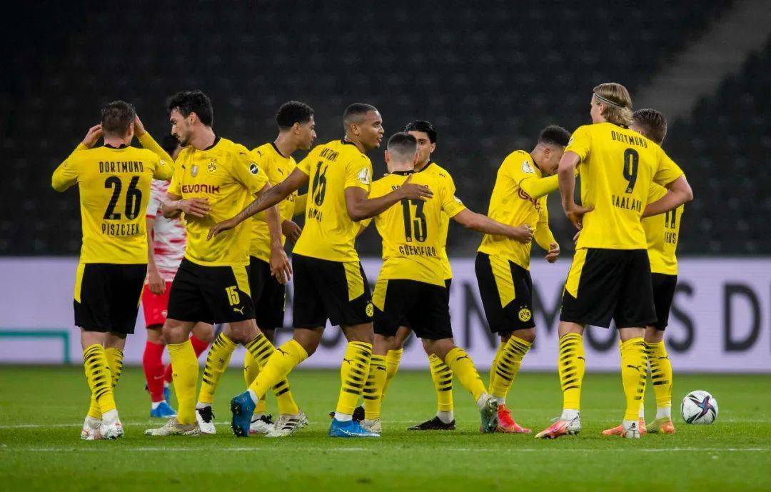 多特蒙德抢分成功，积分榜位置更上一层楼