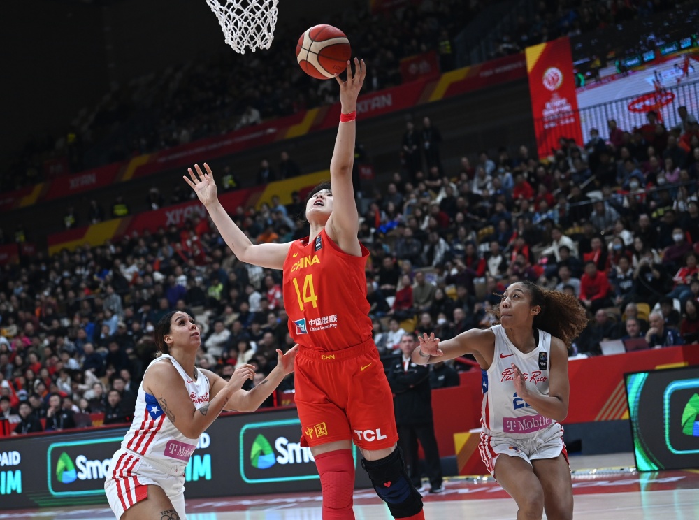 西班牙篮球甲级联赛决赛即将打响,谁能勇夺冠军? 西班牙篮球甲级联赛决赛即将打响,谁能勇夺冠军?