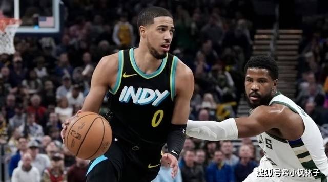 步行者队接连失利,主帅频频换阵容 步行者队接连失利,主帅频频换阵容