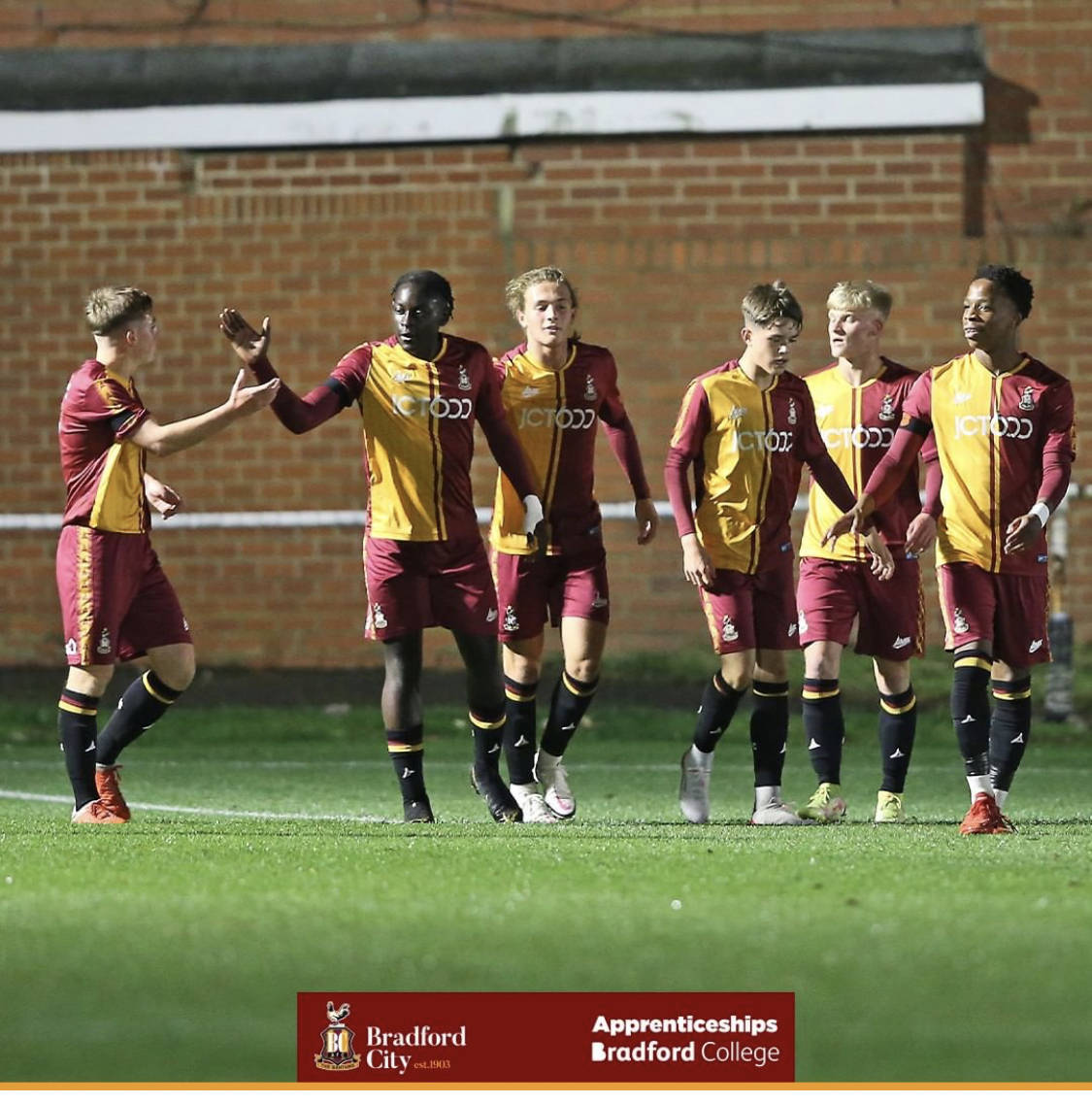 桑德兰城遭遇主场溃败,保级形势更加困难 桑德兰城遭遇主场溃败,保级形势更加困难