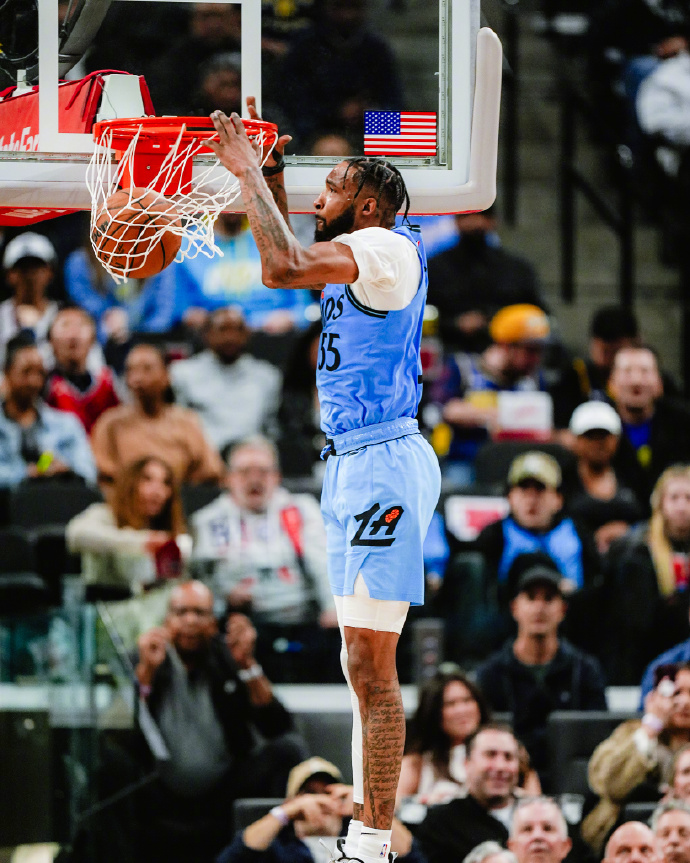 桑切斯20分+9篮板,快船客场战胜步行者 桑切斯20分+9篮板,快船客场战胜步行者