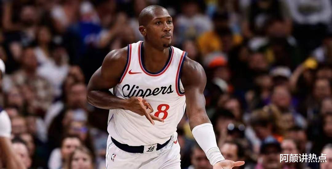 鹈鹕中锋持续低迷,成为球队短板 鹈鹕中锋持续低迷,成为球队短板