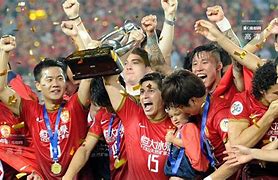 广州恒大壮健出击,席尔瓦轻松取胜 广州恒大壮健出击,席尔瓦轻松取胜