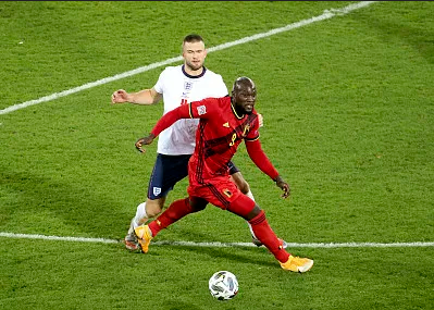 英格兰客场不敌乌克兰,遭遇两连败 英格兰客场不敌乌克兰,遭遇两连败