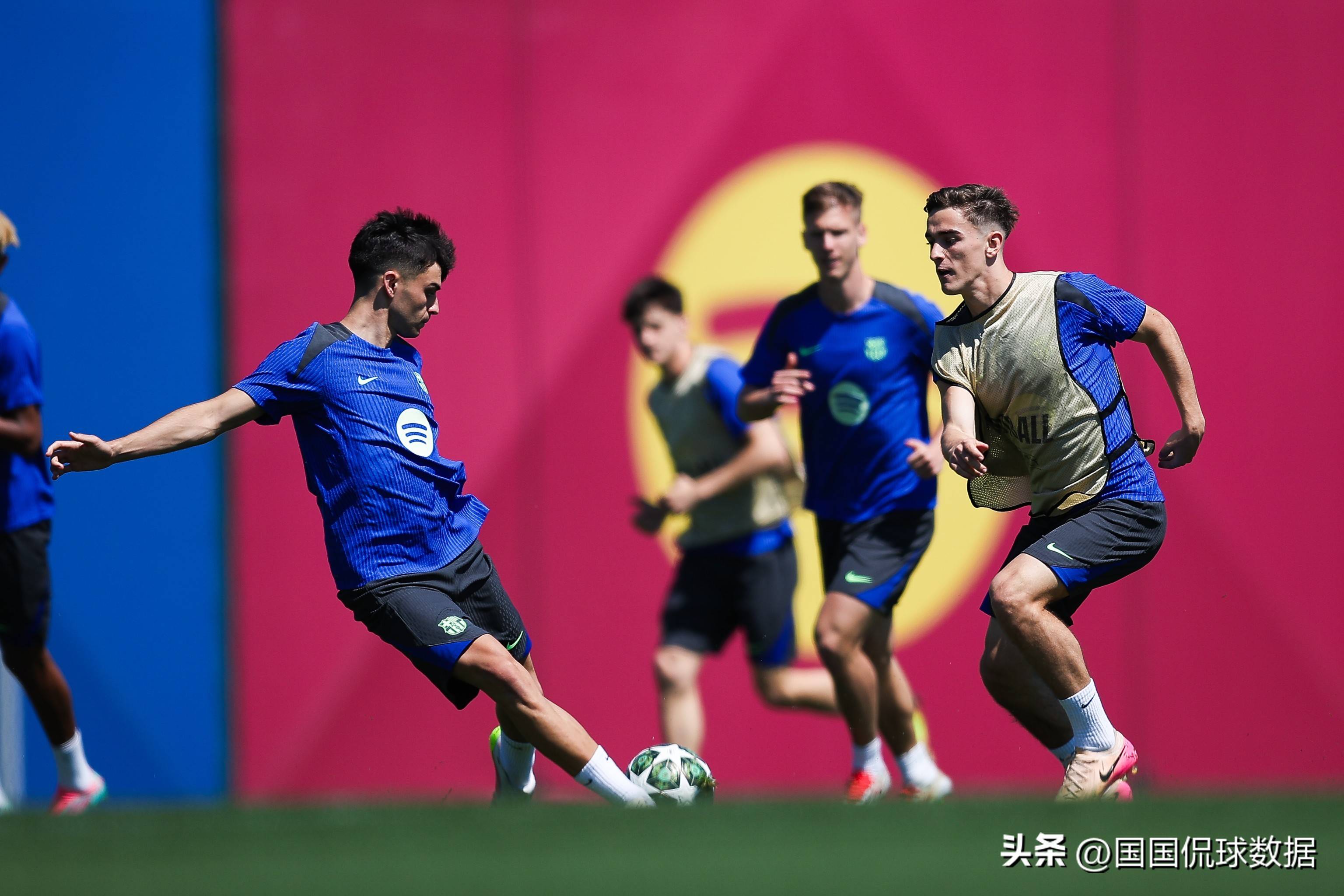 欧冠大战!球队以4:3绝杀,晋级淘池赛 欧冠大战!球队以4:3绝杀,晋级淘池赛