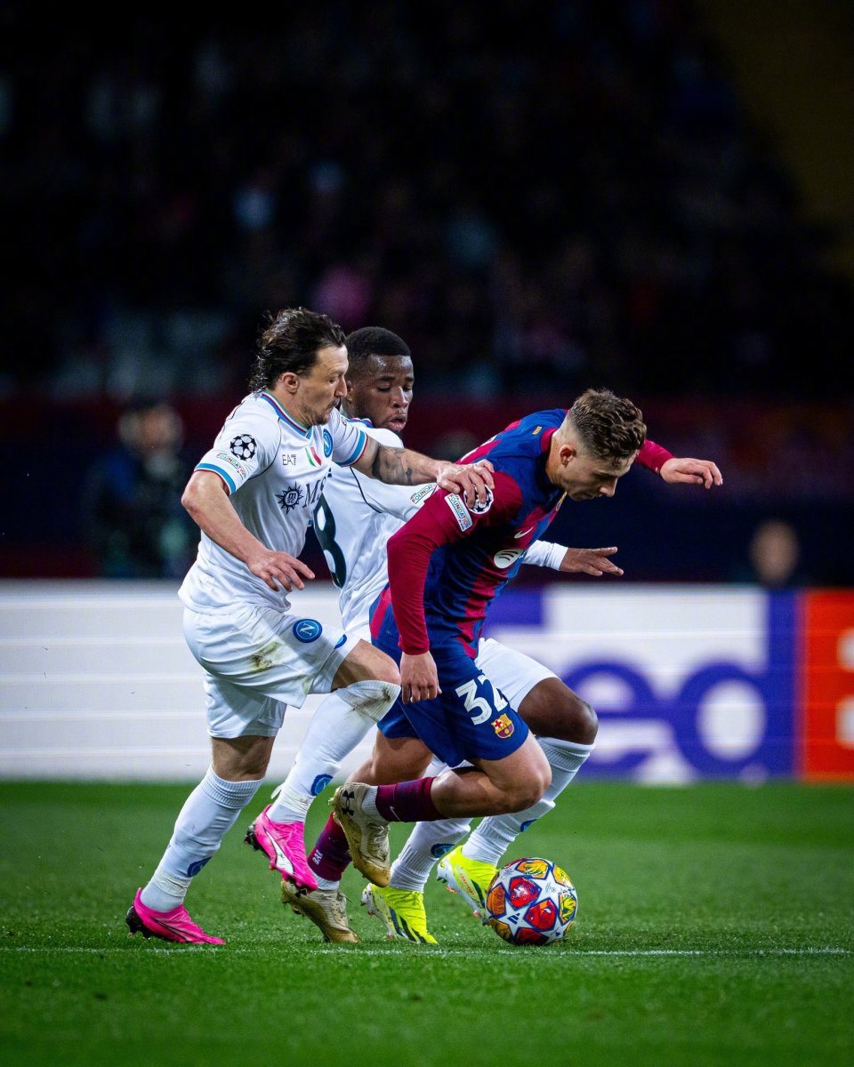 新星崛起!西班牙国脚在巴塞罗那取得关键进球 新星崛起!西班牙国脚在巴塞罗那取得关键进球