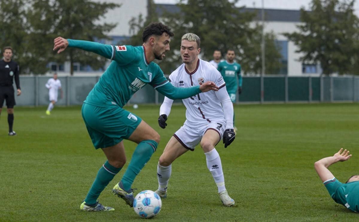 奥格斯堡新赛季表现稳健,积极备战强敌 奥格斯堡新赛季表现稳健,积极备战强敌