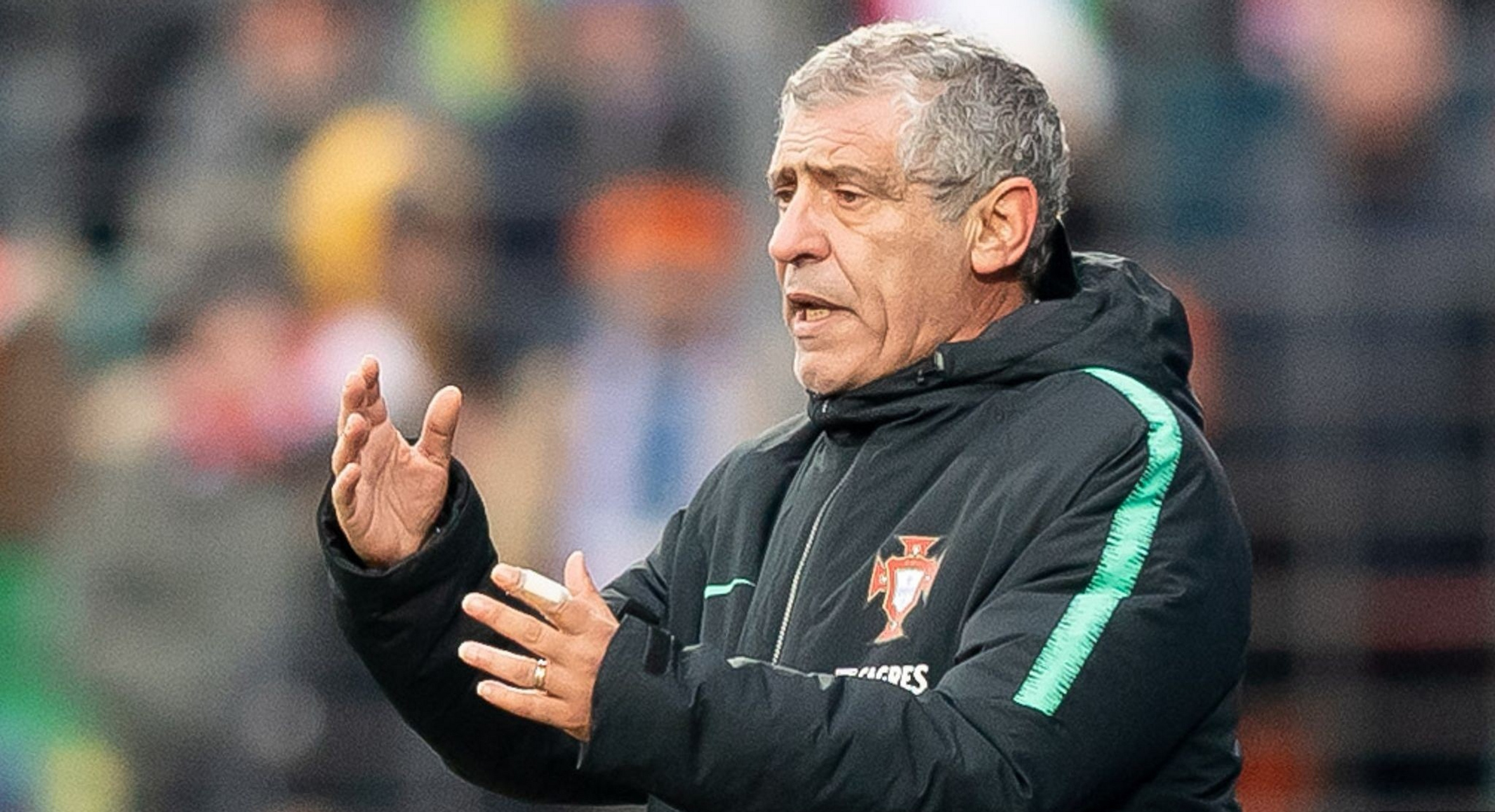 哥伦比亚国家队主帅因不满表现被解聘 哥伦比亚国家队主帅因不满表现被解聘