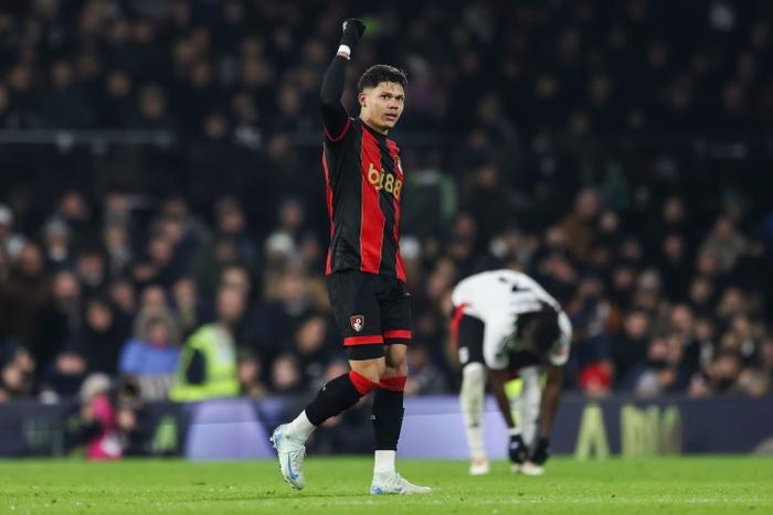 阿森纳逆转胜利,积分逼近前四 阿森纳逆转胜利,积分逼近前四