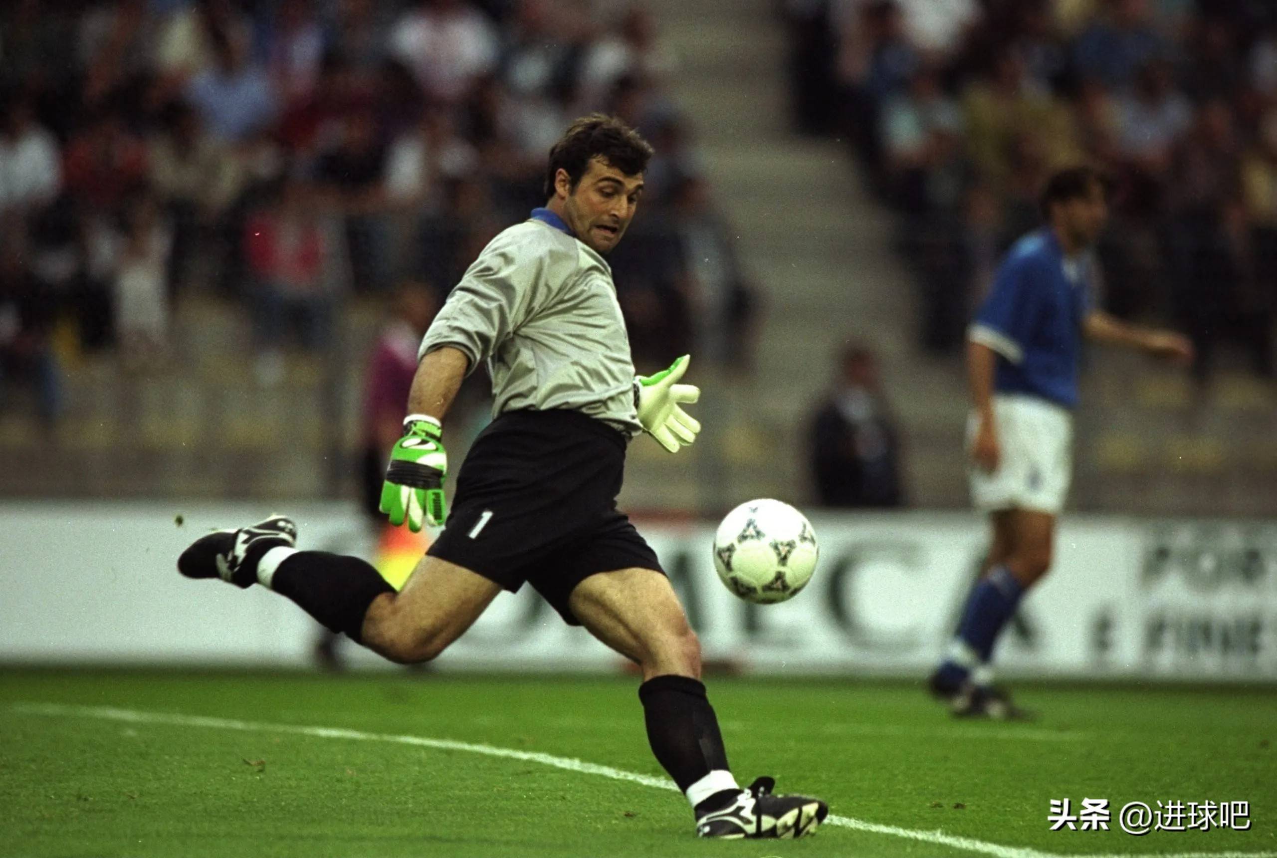 意大利队掌握欧洲杯预选赛主导权,势不可挡 意大利队掌握欧洲杯预选赛主导权,势不可挡