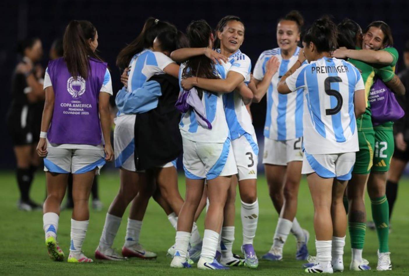 智利女足实力突出,取得女足世界杯大胜 智利女足实力突出,取得女足世界杯大胜